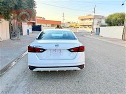 نيسان ألتيما